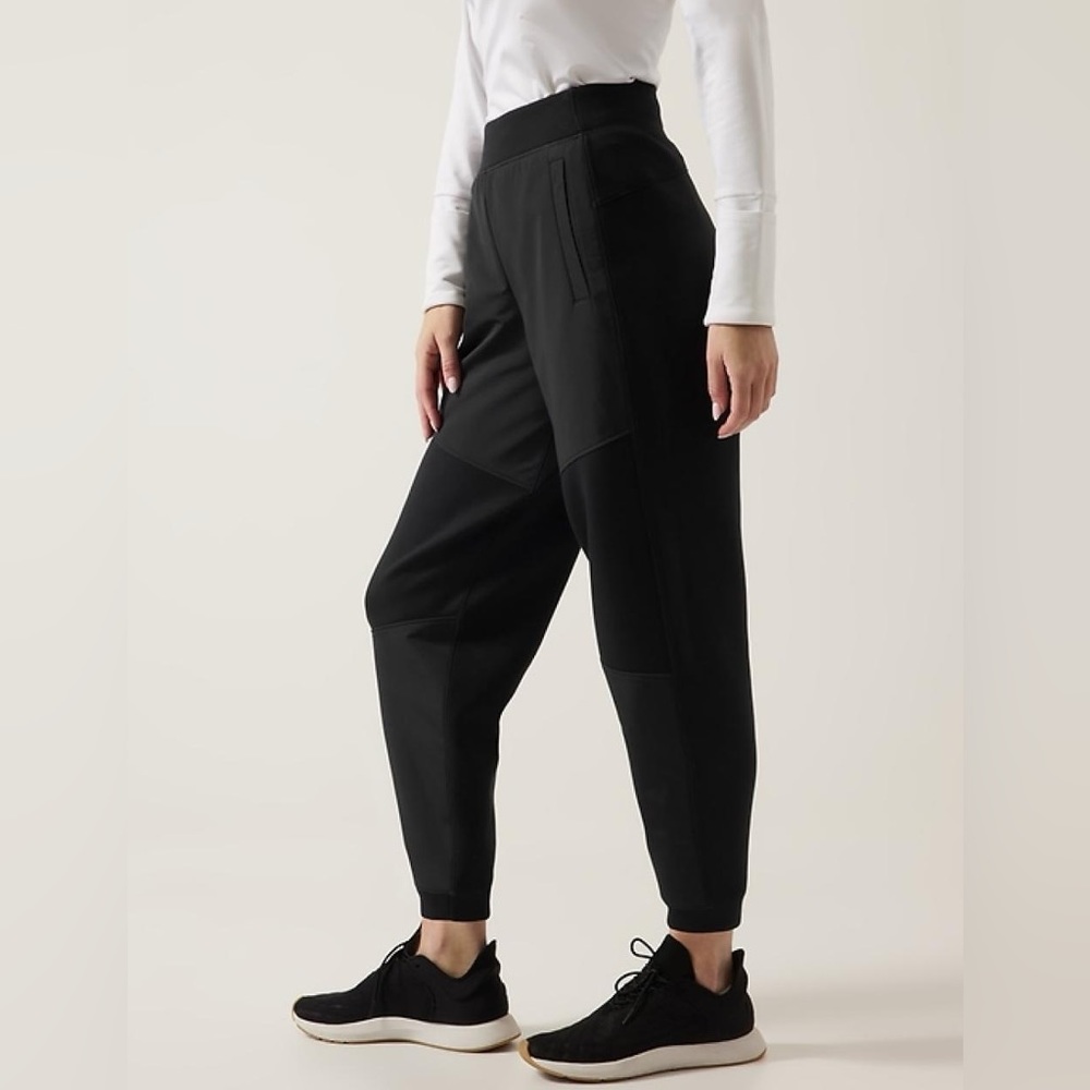 NWT! Heavyweight Mixed Fabric Black Joggers - Athleta Size XL Women